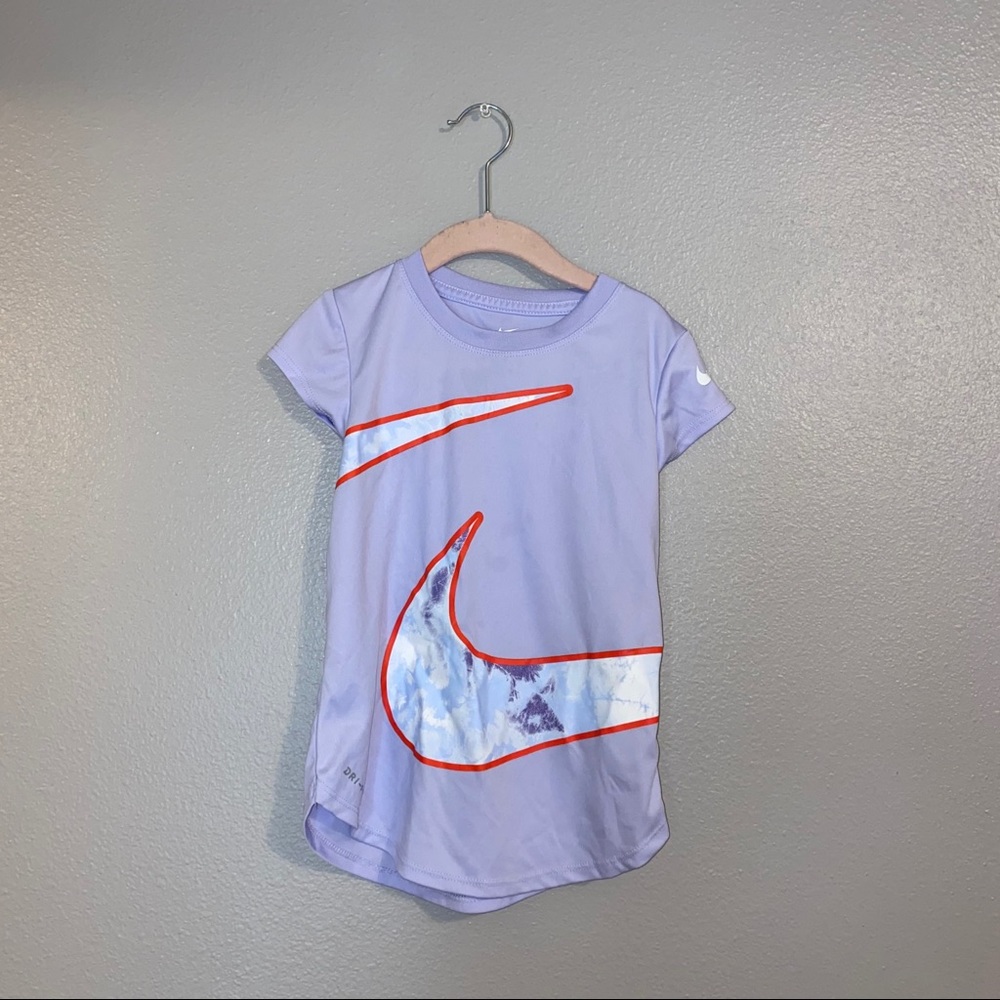 Girl’s Nike Tee